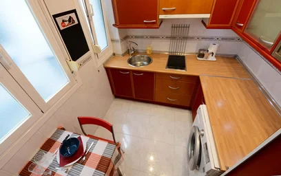 Entire apartment at Lersundi K., 48009 Bilbo, Bizkaia, Spain, image 10 of 21