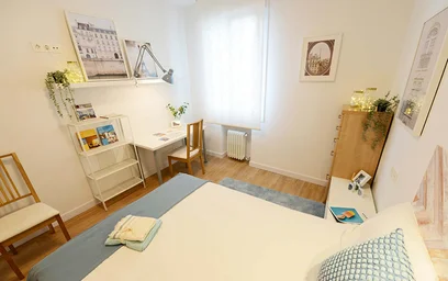 Quarto privado em Calixto Diez K., 48012 Bilbo, Bizkaia, Spain, imagem 16 de 23