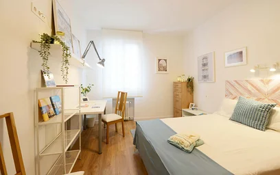 Quarto privado em Calixto Diez K., 48012 Bilbo, Bizkaia, Spain, imagem 5 de 23