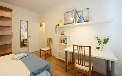 Quarto privado em Calixto Diez K., 48012 Bilbo, Bizkaia, Spain, imagem 3 de 23