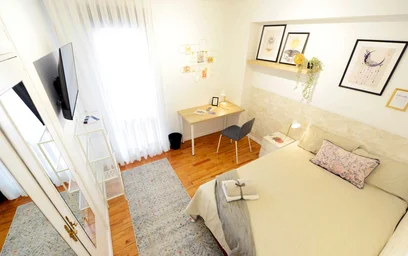 Quarto privado em 48006 Bilbao, Biscay, Spain, imagem 7 de 22