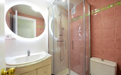 Quarto privado em 48006 Bilbao, Biscay, Spain, imagem 5 de 22