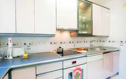 Quarto privado em Elexabarri Kalea, 48002 Bilbo, Bizkaia, Spain, imagem 1 de 16