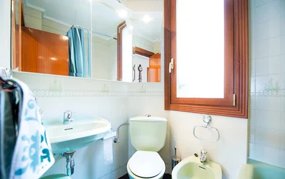Stanza privata in Unamuno Miguel Plaza, 48006 Bilbo, Bizkaia, Spain, immagine 13 di 19