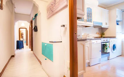 Quarto privado em Maurice Ravel Etorb., 48007 Bilbo, Bizkaia, Spain, imagem 20 de 20