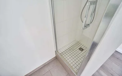 Private room at 1 Rue Cardinal Suhard, 51100 Reims, France, image 6 of 15