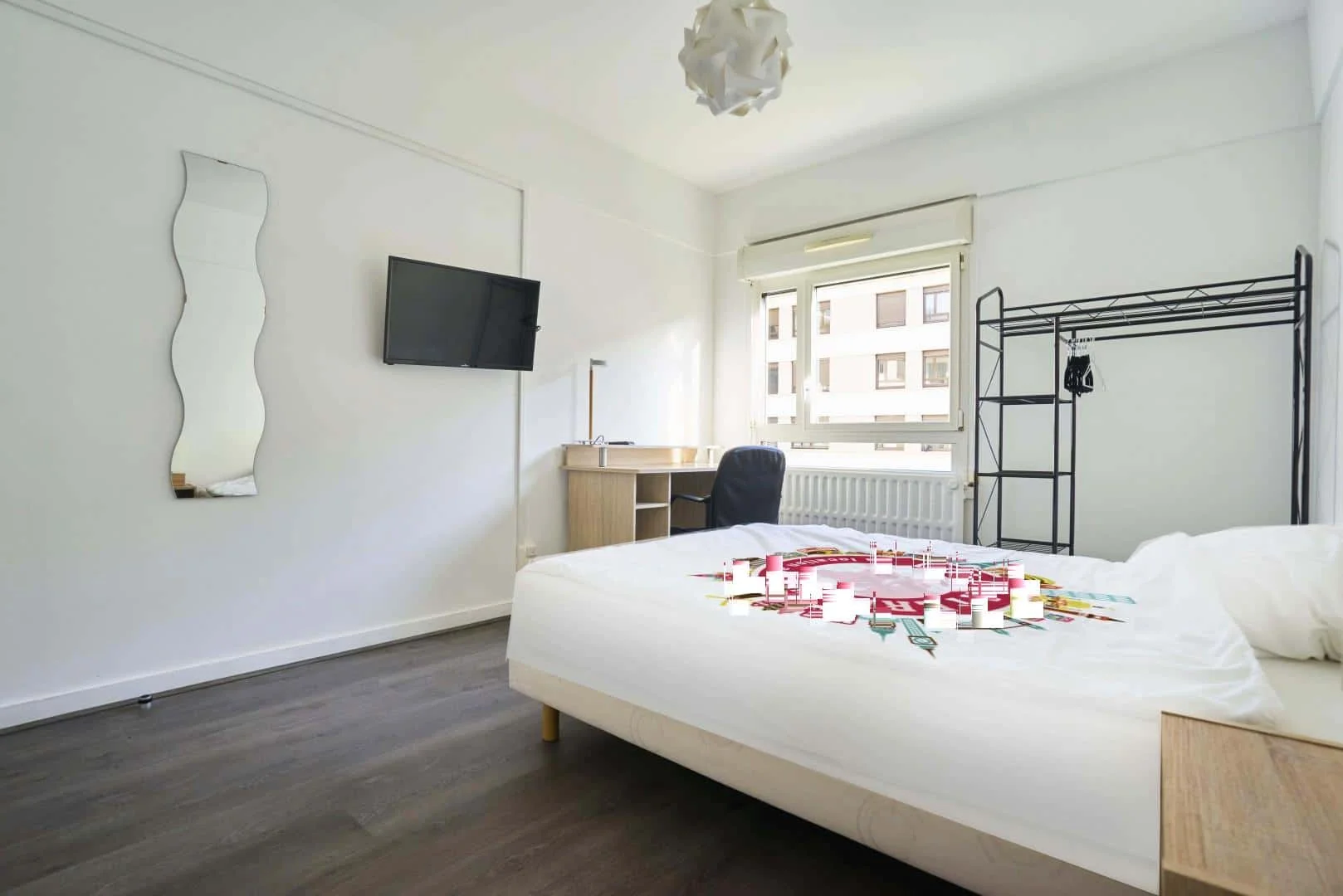 Affordable room for students with ample lighting in 