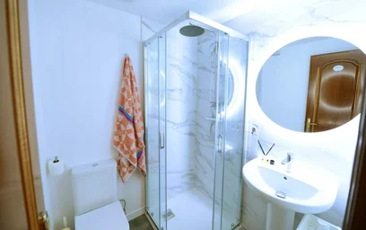 Quarto privado em Fika Kalea, 48006 Bilbo, Bizkaia, Spain, imagem 12 de 22