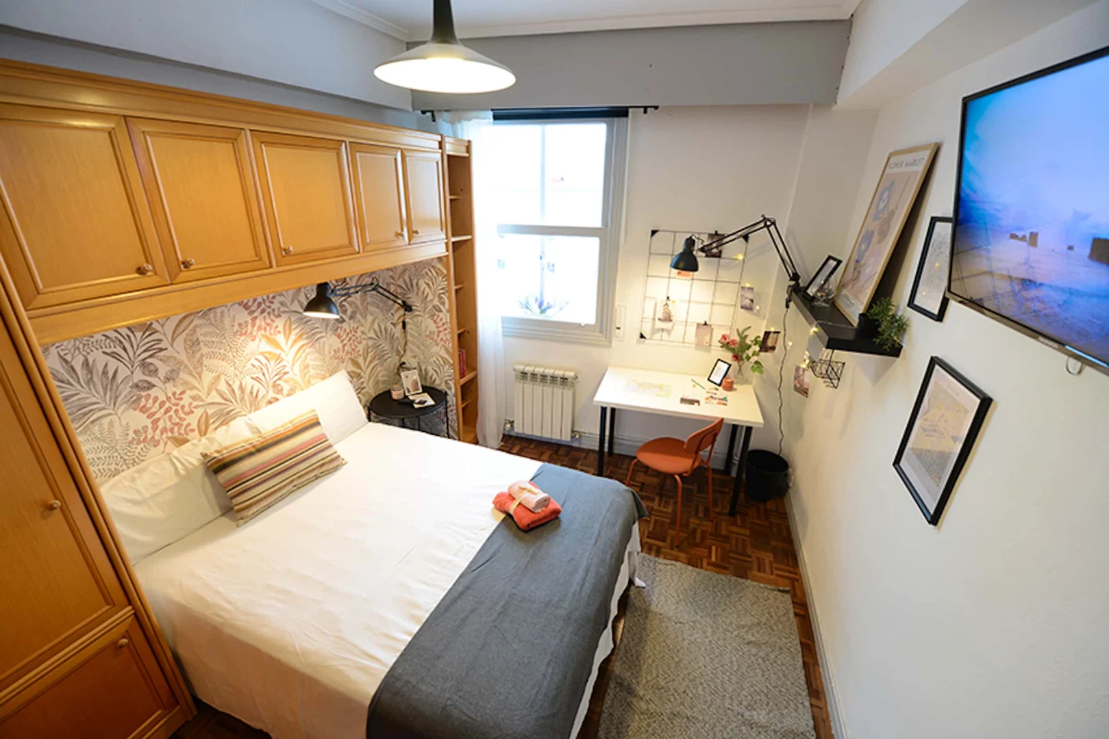 Quarto amigo do estudante em  com comodidades modernas