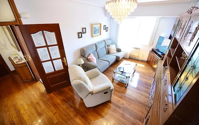 Quarto privado em Lezamako Trenbide Zaharreko Bidea, 48007 Bilbo, Bizkaia, Spain, imagem 19 de 29