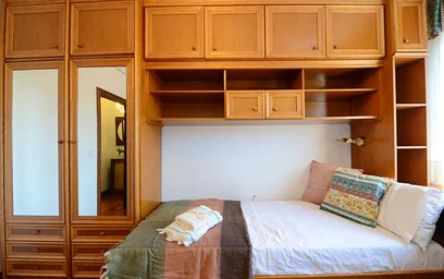 Quarto privado em Lezamako Trenbide Zaharreko Bidea, 48007 Bilbo, Bizkaia, Spain, imagem 5 de 29