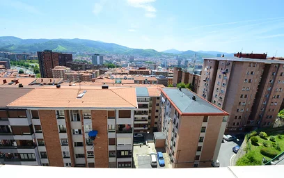 Quarto privado em Lezamako Trenbide Zaharreko Bidea, 48007 Bilbo, Bizkaia, Spain, imagem 27 de 29