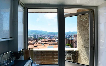 Quarto privado em Lezamako Trenbide Zaharreko Bidea, 48007 Bilbo, Bizkaia, Spain, imagem 19 de 30