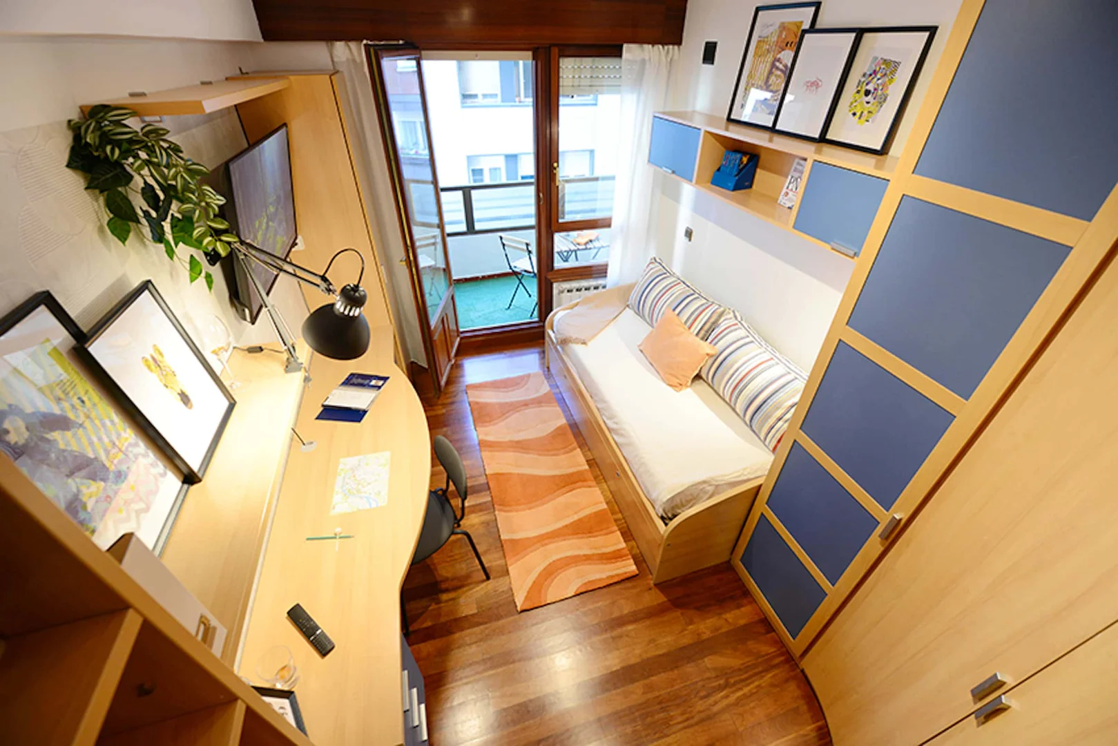 Quarto de estudante económico perto do campus em