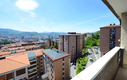 Quarto privado em Lezamako Trenbide Zaharreko Bidea, 48007 Bilbo, Bizkaia, Spain, imagem 27 de 30