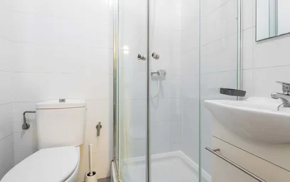 Chambre privée à Gran Via del Marqués del Túria, 46, 1º, L'Eixample, 46005 València, Valencia, Spain, image 15 de 30