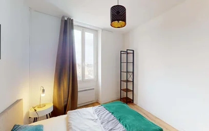 Stanza privata in 49 Rue François Simon, 13004 Marseille, France, immagine 2 di 16