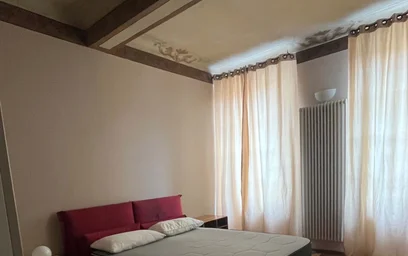 Pokój do wynajęcia we wspólnym mieszkaniu w {area}