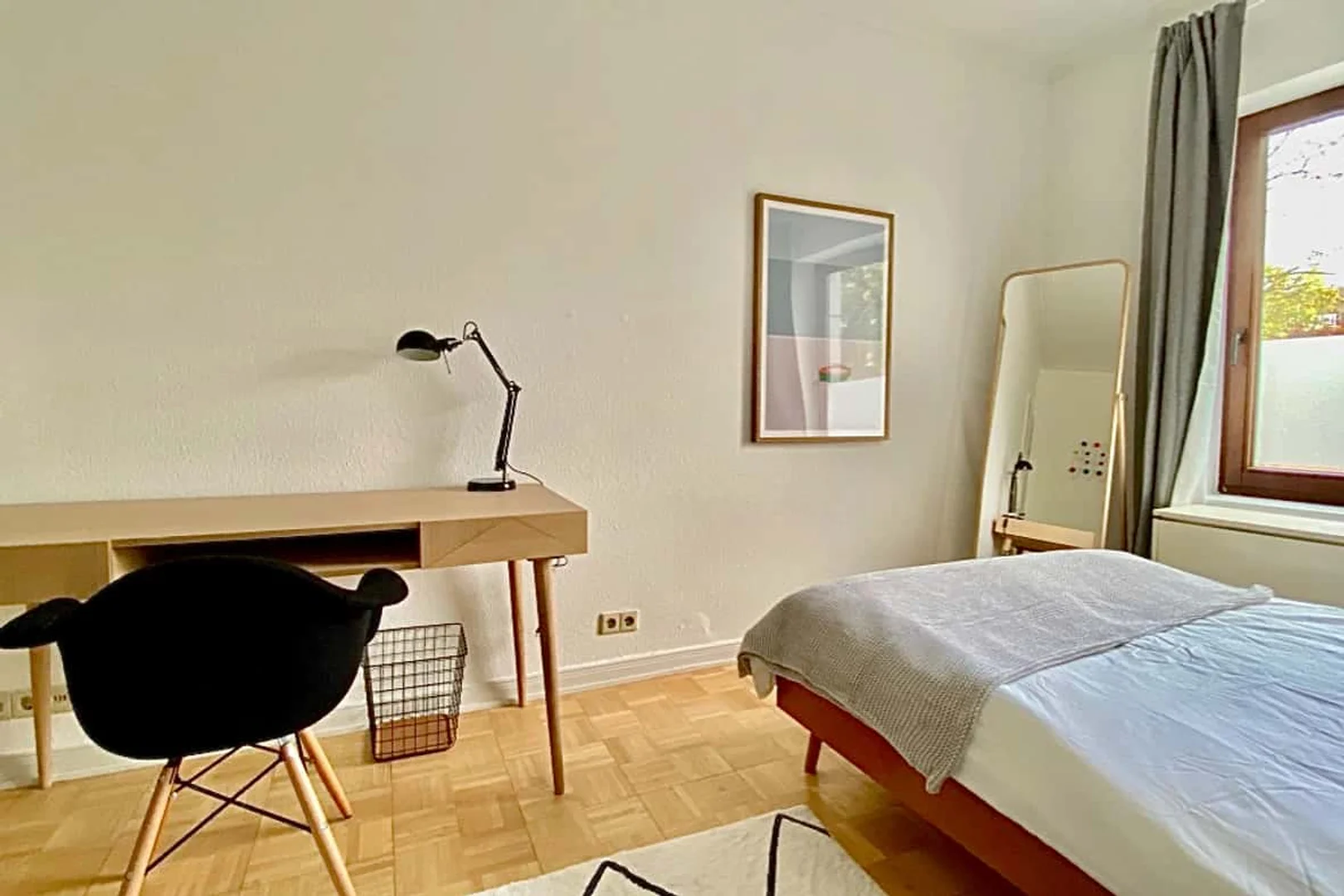 Habitación estudiantil económica cerca del campus en 