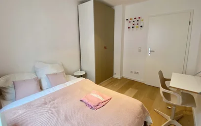 Habitación privada en Dorotheenstraße 3-5, 22301 Hamburg-Nord, Germany, imagen 4 de 36