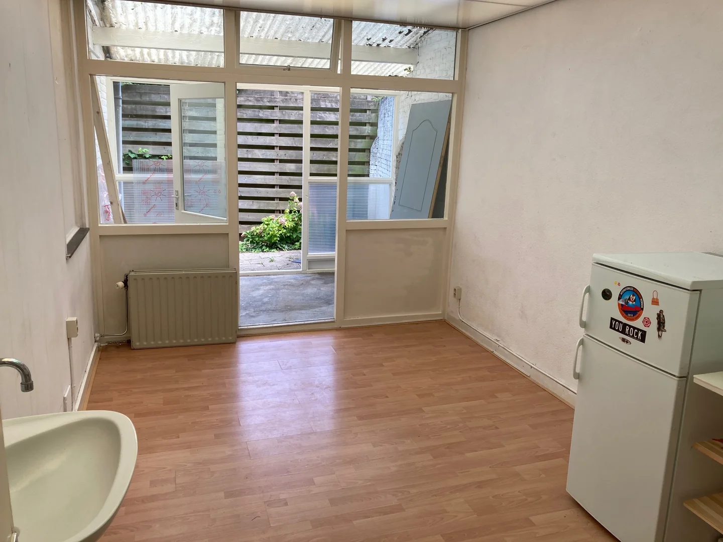 Habitación estudiantil económica con ubicación conveniente en 
