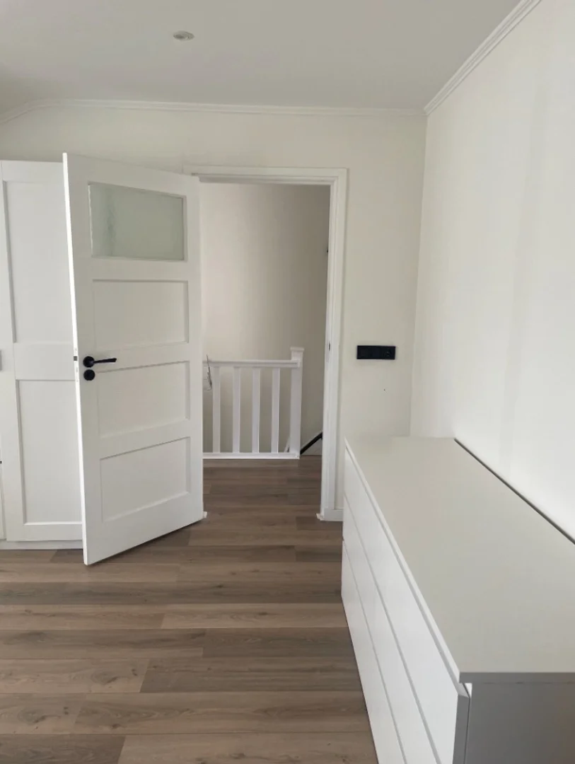 Habitación para estudiantes en  con modernas comodidades
