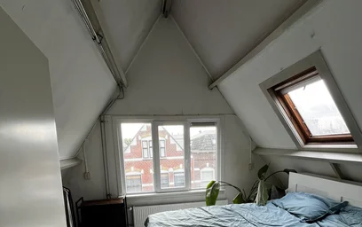 Apartamento inteiro em Prins Hendrikstraat, imagem 2 de 3