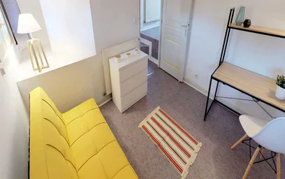 Private room at rue des Deux Ponts, image 5 of 17