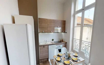 Private room at rue des Deux Ponts, image 11 of 17