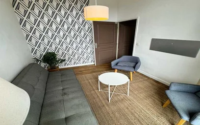 Private room at rue des Deux Ponts, image 17 of 17
