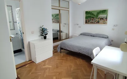 Całe miejsce Calle de Viriato, obraz 5 19