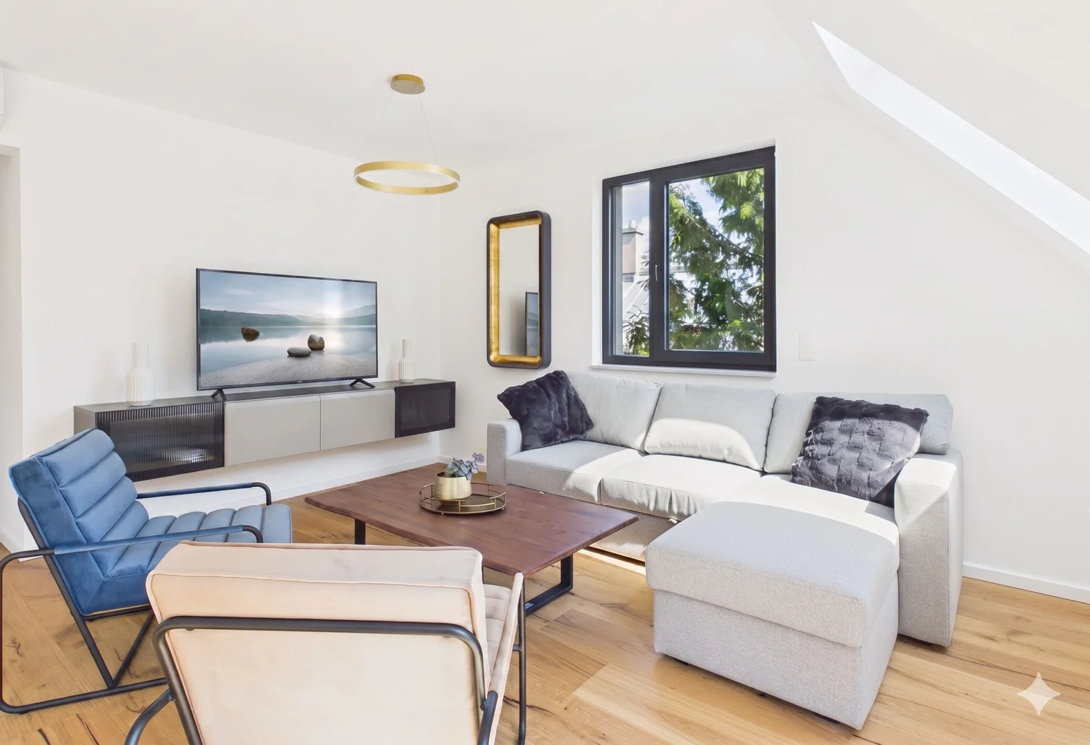 Room for rent in student apartment in , fully furnished