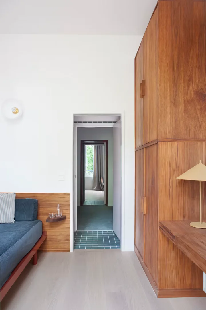Quarto para alugar em apartamento de estudantes em , totalmente mobilado