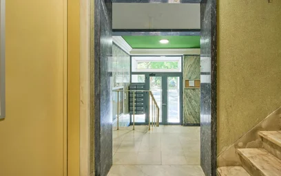 Chambre privée à Rua Luís de Freitas Branco, image 49 de 49