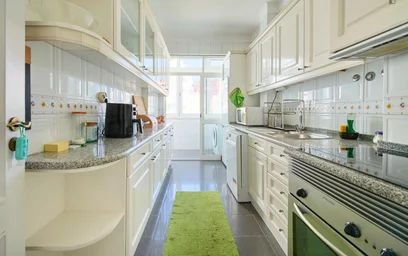 Chambre privée à Rua Luís de Freitas Branco, image 24 de 49