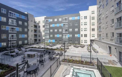 Apartamento inteiro em residência em 919 E Genesee St, Syracuse, NY 13210, United States, imagem 13 de 16