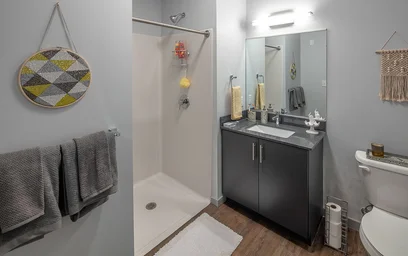 Apartamento inteiro em residência em 919 E Genesee St, Syracuse, NY 13210, United States, imagem 4 de 16