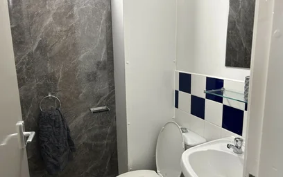 Private room in residence at 135 Great Horton Rd, Bradford BD7 1QG, United Kingdom, image 6 of 38