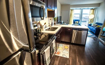 Appartamento intero in residence in 1016 Washington Ave SE, Minneapolis, MN 55414, United States, immagine 2 di 16