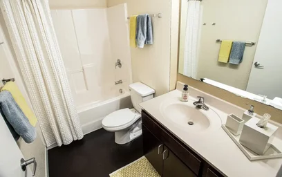 Appartamento intero in residence in 1016 Washington Ave SE, Minneapolis, MN 55414, United States, immagine 4 di 16