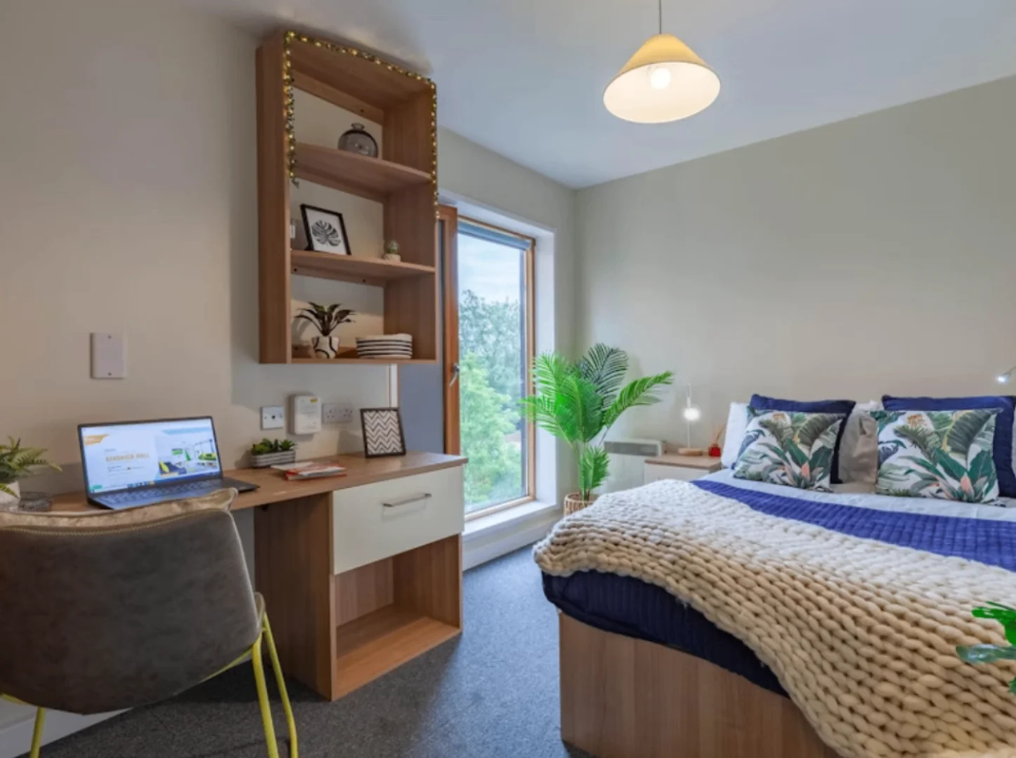Chambre d'étudiant économique avec emplacement pratique dans 