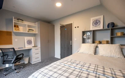 Studio in residence at 1 & 2 Ash Grove, Guildford GU2 8UT, United Kingdom, image 19 of 30