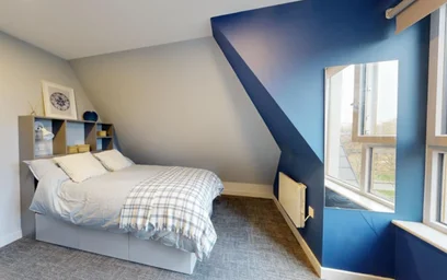 Studio in residence at 1 & 2 Ash Grove, Guildford GU2 8UT, United Kingdom, image 9 of 30