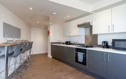 Habitación privada en residencia en Saltwater Place Notte St, Plymouth PL1 2BN, United Kingdom, imagen 7 de 27