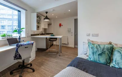 Habitación privada en residencia en Saltwater Place Notte St, Plymouth PL1 2BN, United Kingdom, imagen 14 de 27