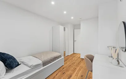 Quarto privado em Sylvensteinstraße, imagem 2 de 7
