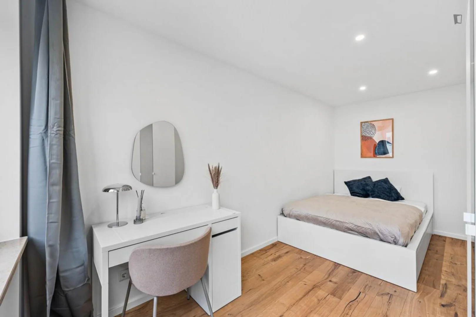 Quarto amigo do estudante em  com comodidades modernas