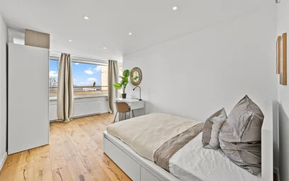 Quarto privado em Hans-Böckler-Straße, imagem 2 de 7