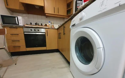 Quarto privado em C/ de la Reina, imagem 8 de 27