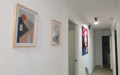 Quarto privado em C/ de la Reina, imagem 21 de 26